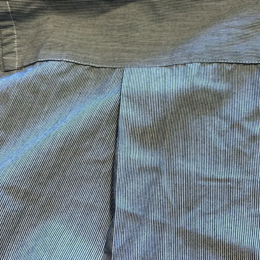 Croft & Barrow Easy Care classic fit shirt size 32/33, 15.5” neck
